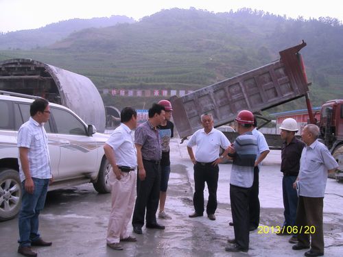 省公路学会专家组对谷竹高速公路建设提供技术咨询